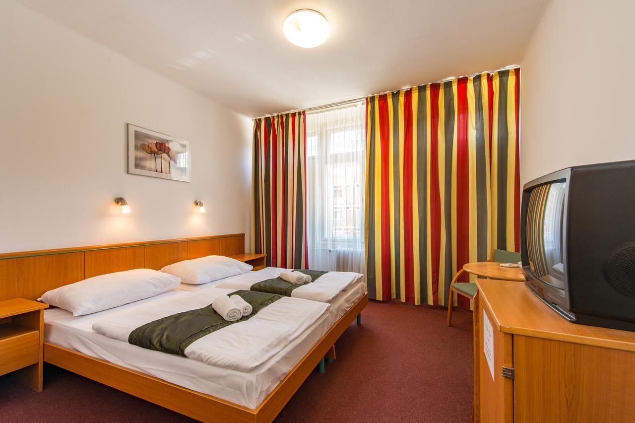 Hotel Griff Budapeşte Dış mekan fotoğraf