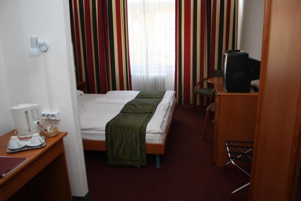 Hotel Griff Budapeşte Oda fotoğraf