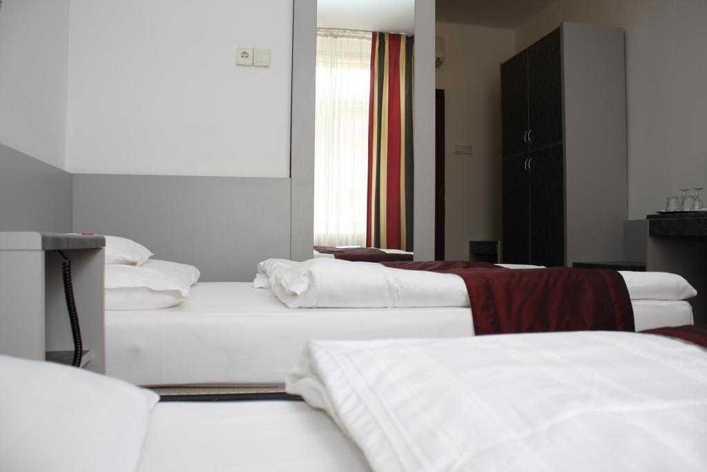 Hotel Griff Budapeşte Dış mekan fotoğraf